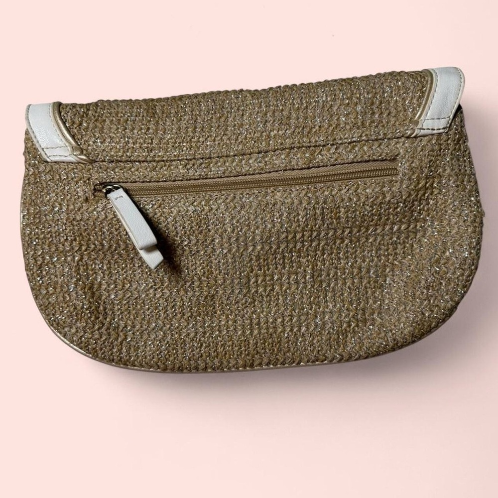Clutch Purse Magnetic Closure JLO Print Inside - Picture 4 of 9